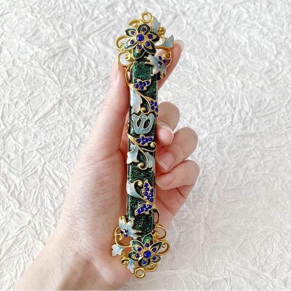 Hand Painted Exquisite Mezuzah - Picture 3 of 6